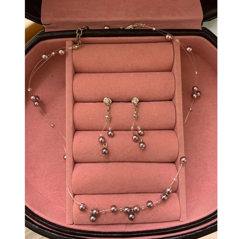 Dainty beaded Lavendar necklace & earrings